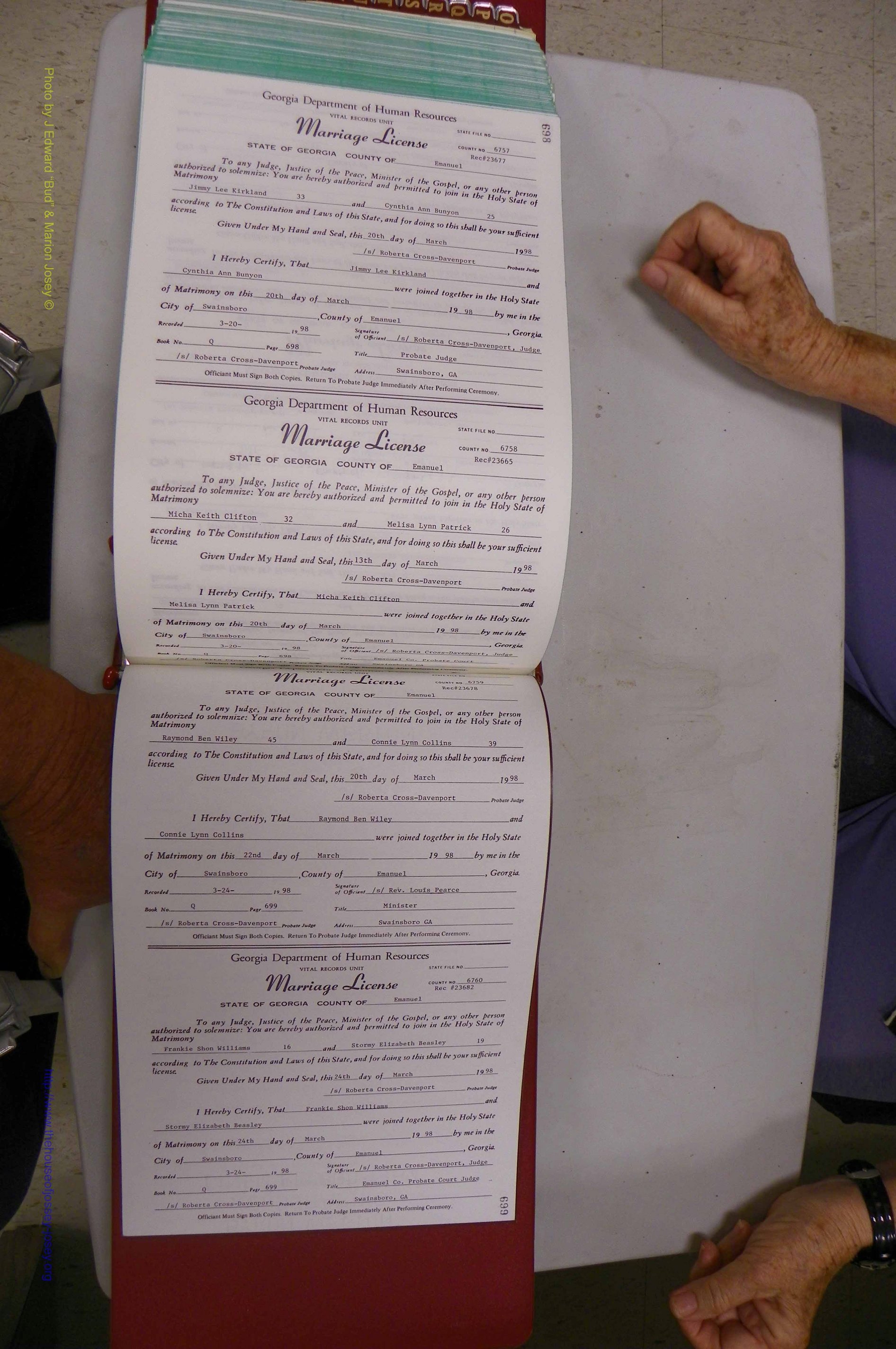 Emanuel Co, GA, Marriages Book Q, 1990 - 1998, P 698-699.JPG