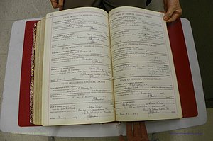 Emanuel Co, Ga, Marriages Book I, 1940 - 1949, White, P 488-489.JPG