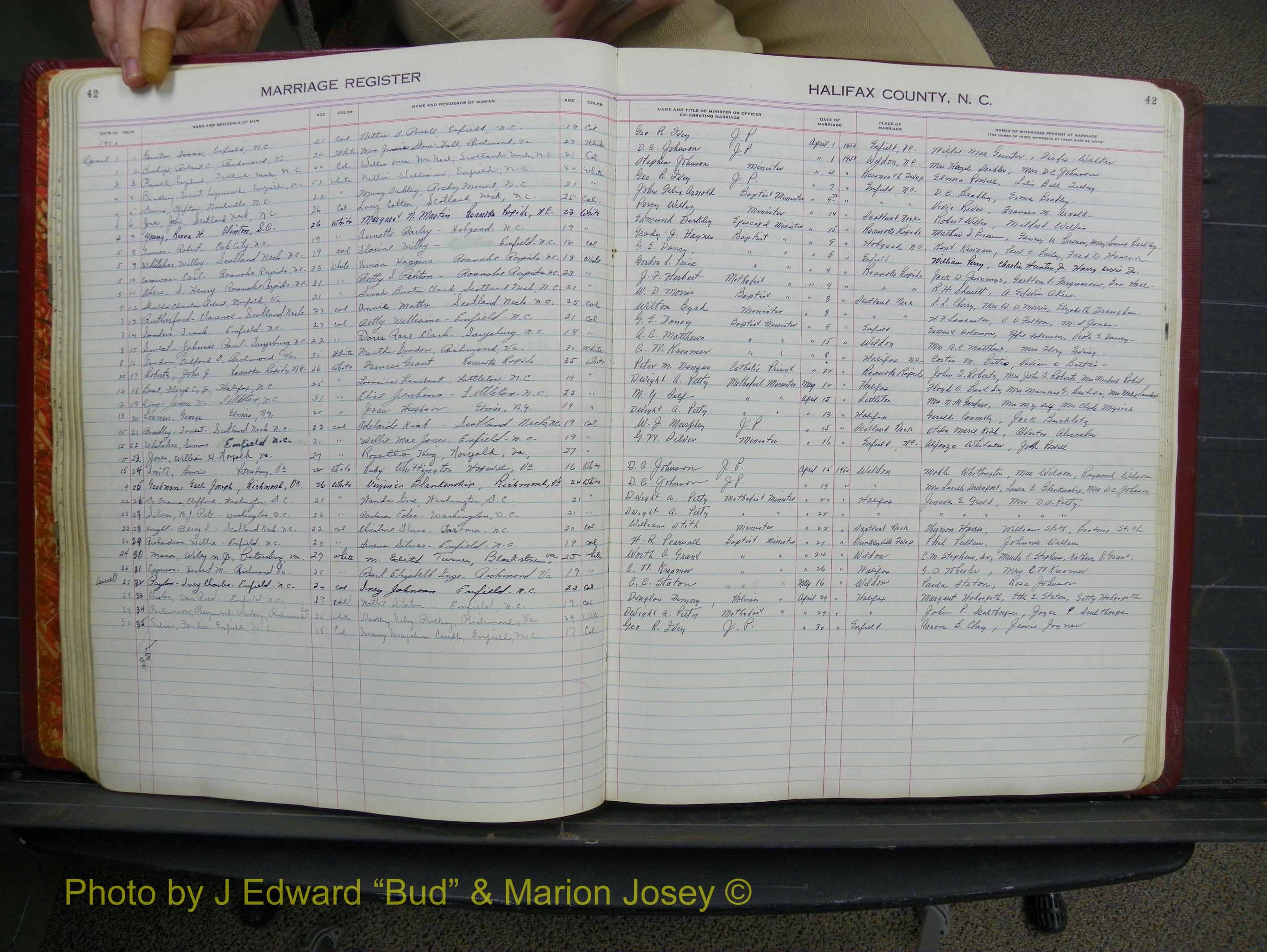 Halifax Marriage Book 12, 1939-1946 P 042.JPG