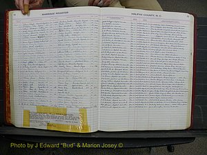 Halifax Marriage Book 12, 1939-1946 P 025.JPG