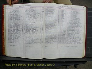 Halifax Marriage Book 12, 1939-1946 P 026.JPG