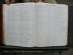 Halifax Marriage Book 12, 1939-1946 P 027.JPG