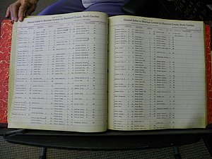 Haywood Marriage Index, 1850- A-E 1939-1978 304.JPG