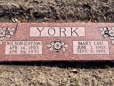 York, Wilson Earl & Mary Lou Hollon, Laurel Land Cem, Dallas Co, TX.jpg