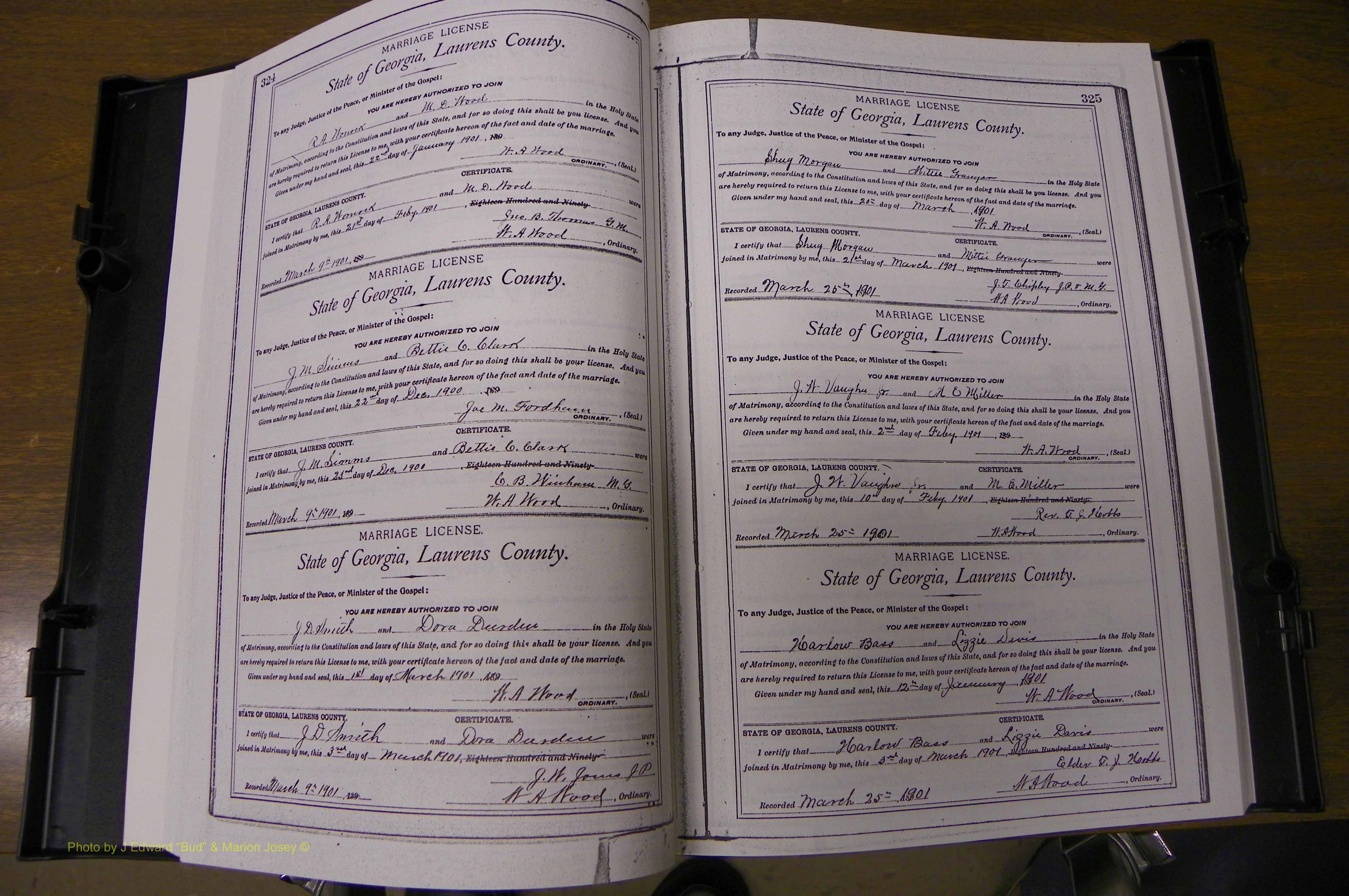 Laurens Co, GA, Marriages Book L, 1892 - 1906, P 324-325.JPG