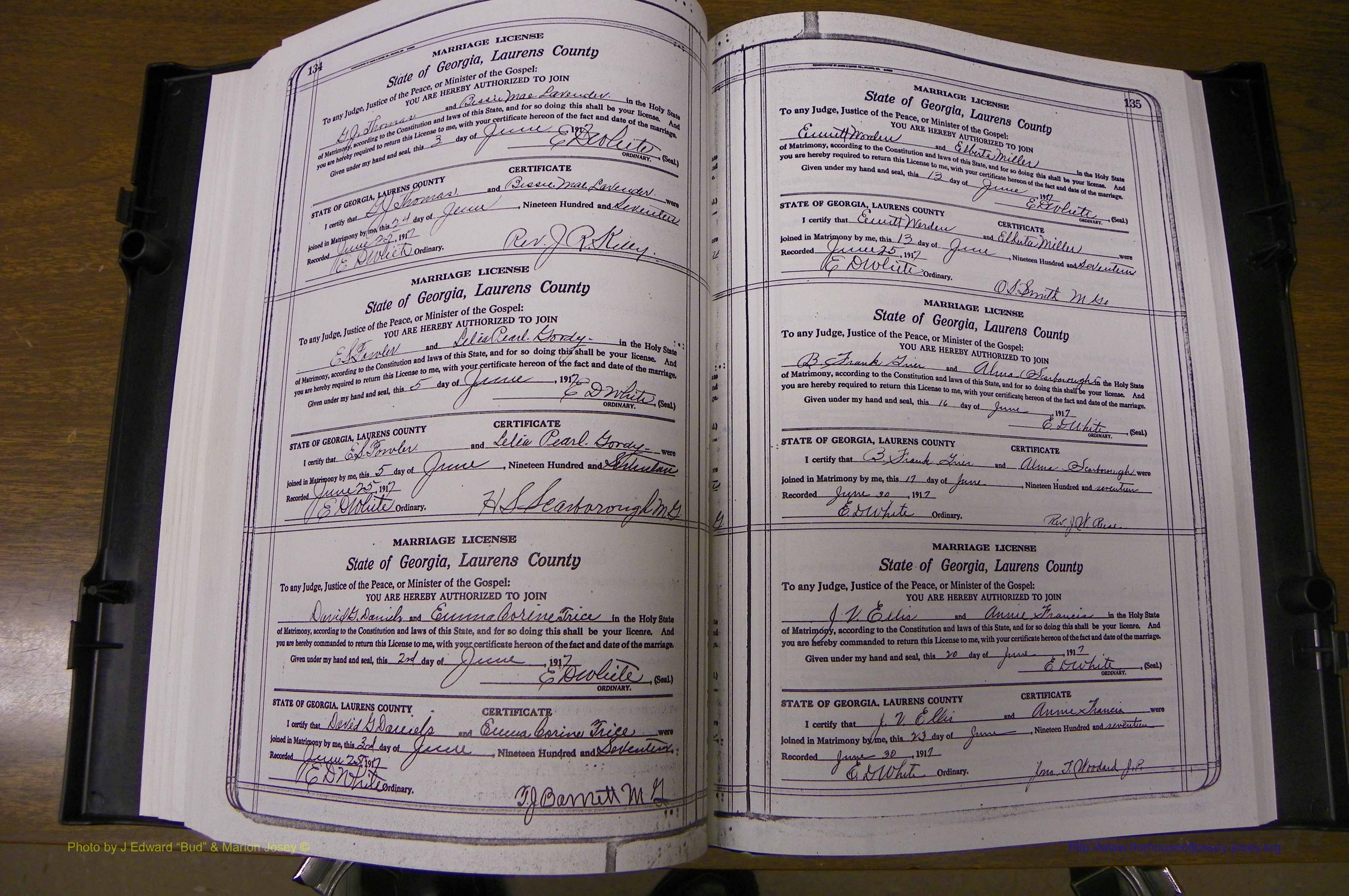 Laurens Co, GA, Marriages Book P, 1915 - 1924, White, P 134-135.JPG