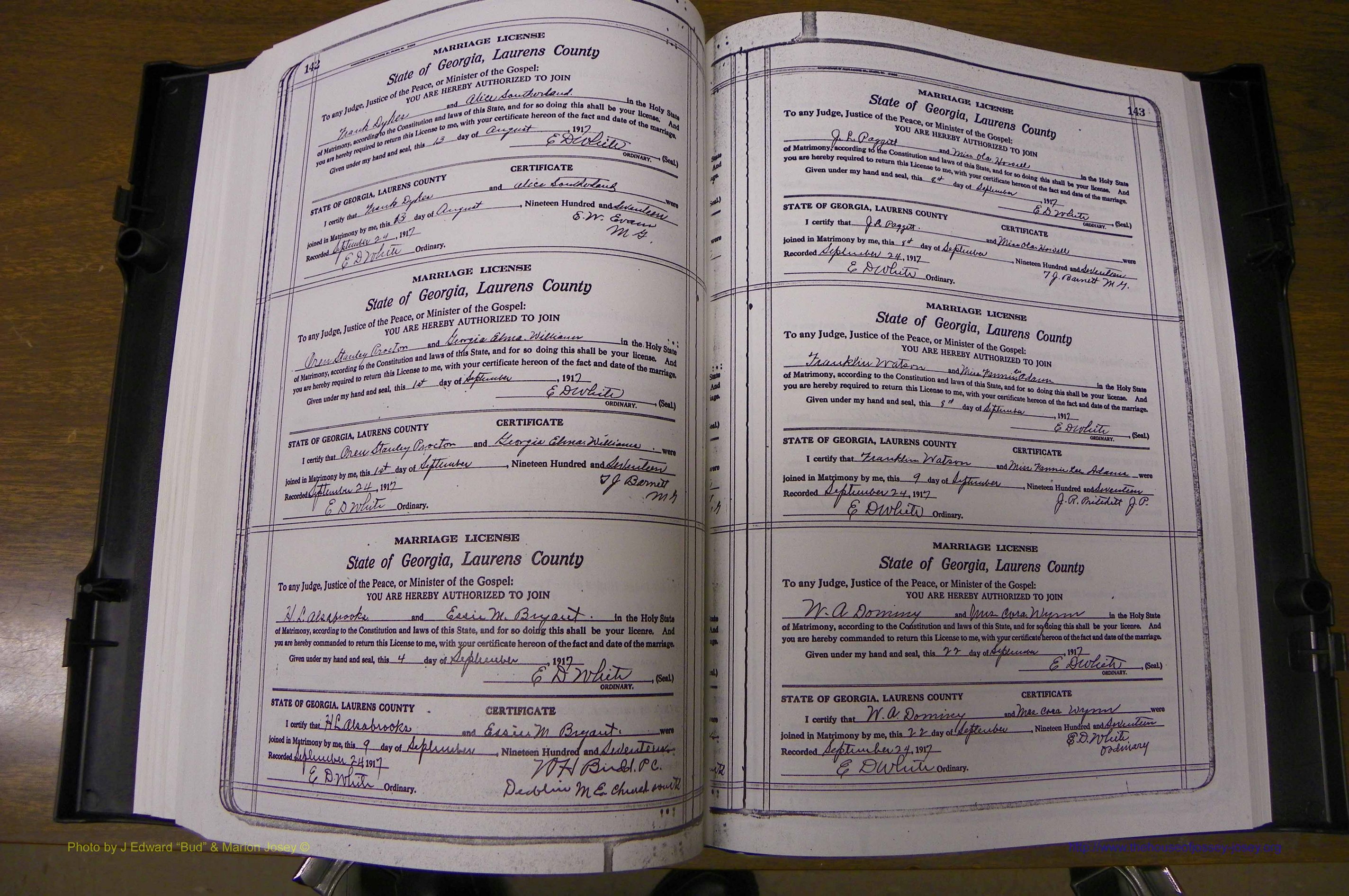 Laurens Co, GA, Marriages Book P, 1915 - 1924, White, P 142-143.JPG