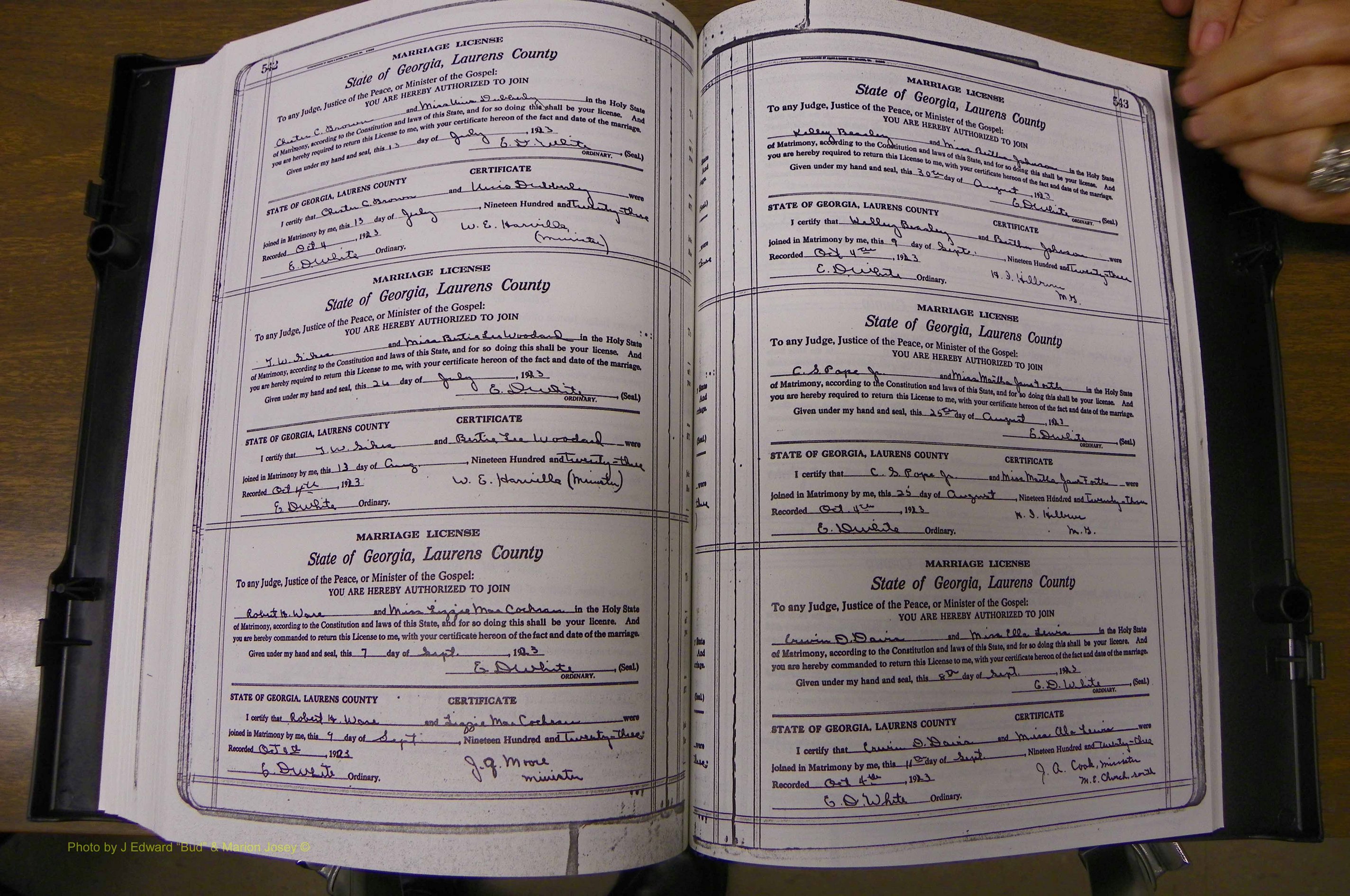 Laurens Co, GA, Marriages Book P, 1915 - 1924, White, P 542-543.JPG