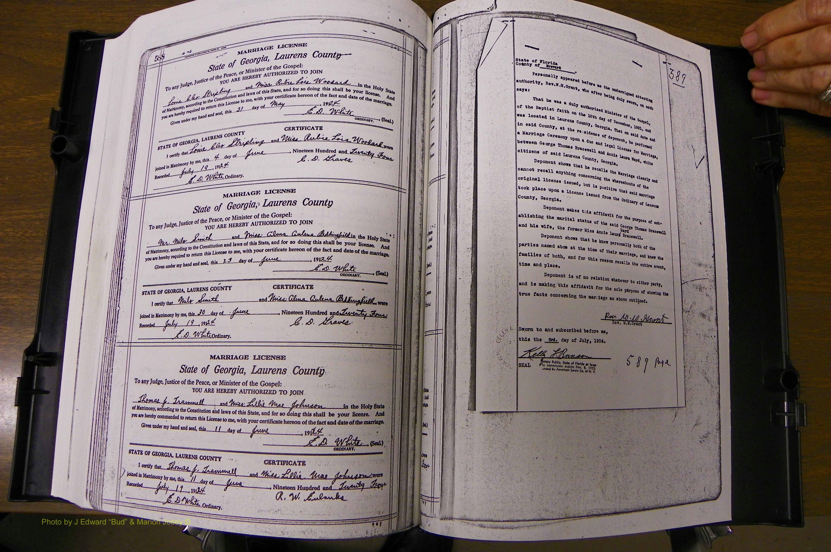 Laurens Co, GA, Marriages Book P, 1915 - 1924, White, P 588-589.JPG