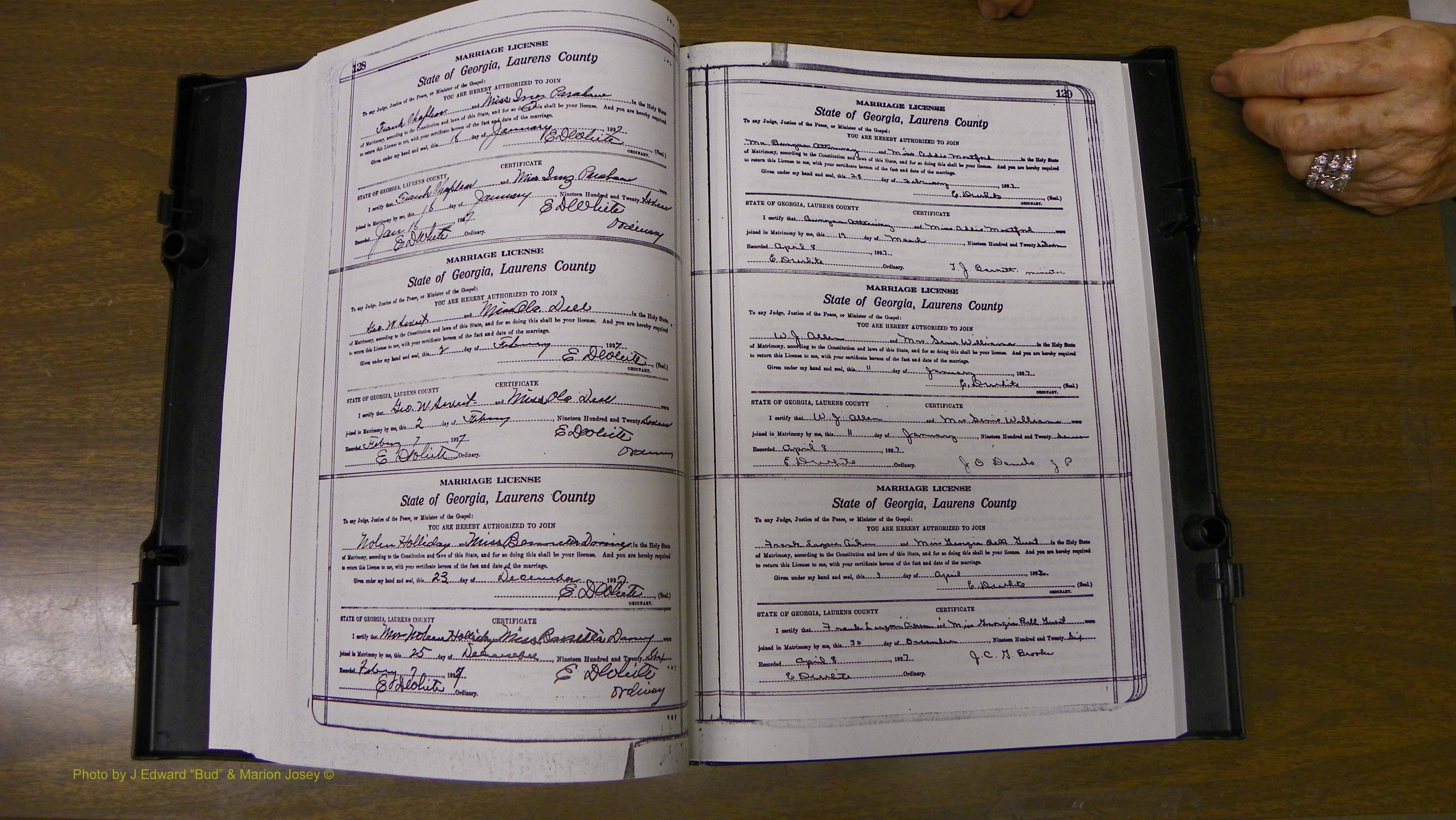 Laurens Co, GA, Marriages Book S, 1924 - 1934, White, P 128-129.JPG