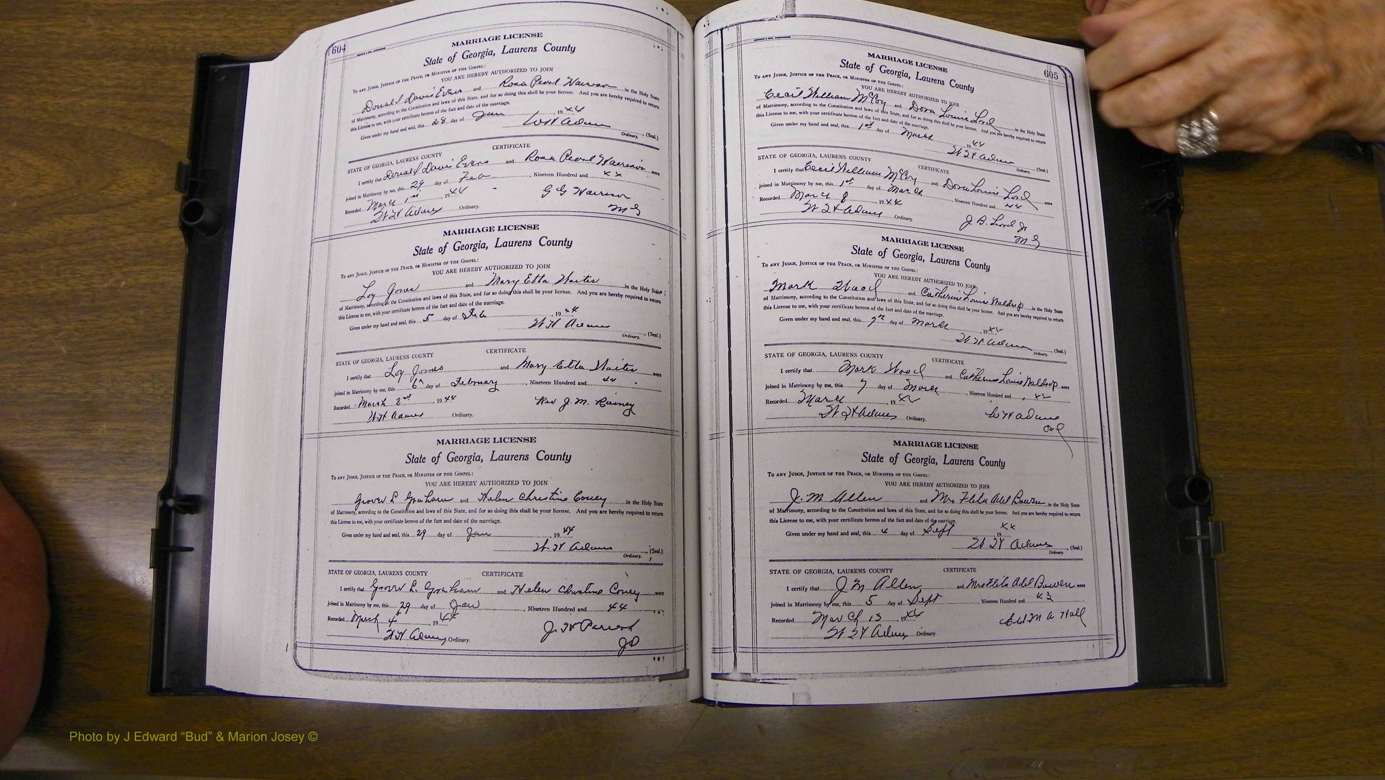 Laurens Co, GA, Marriages Book U, 1934 - 1944, White, P 604-605.JPG