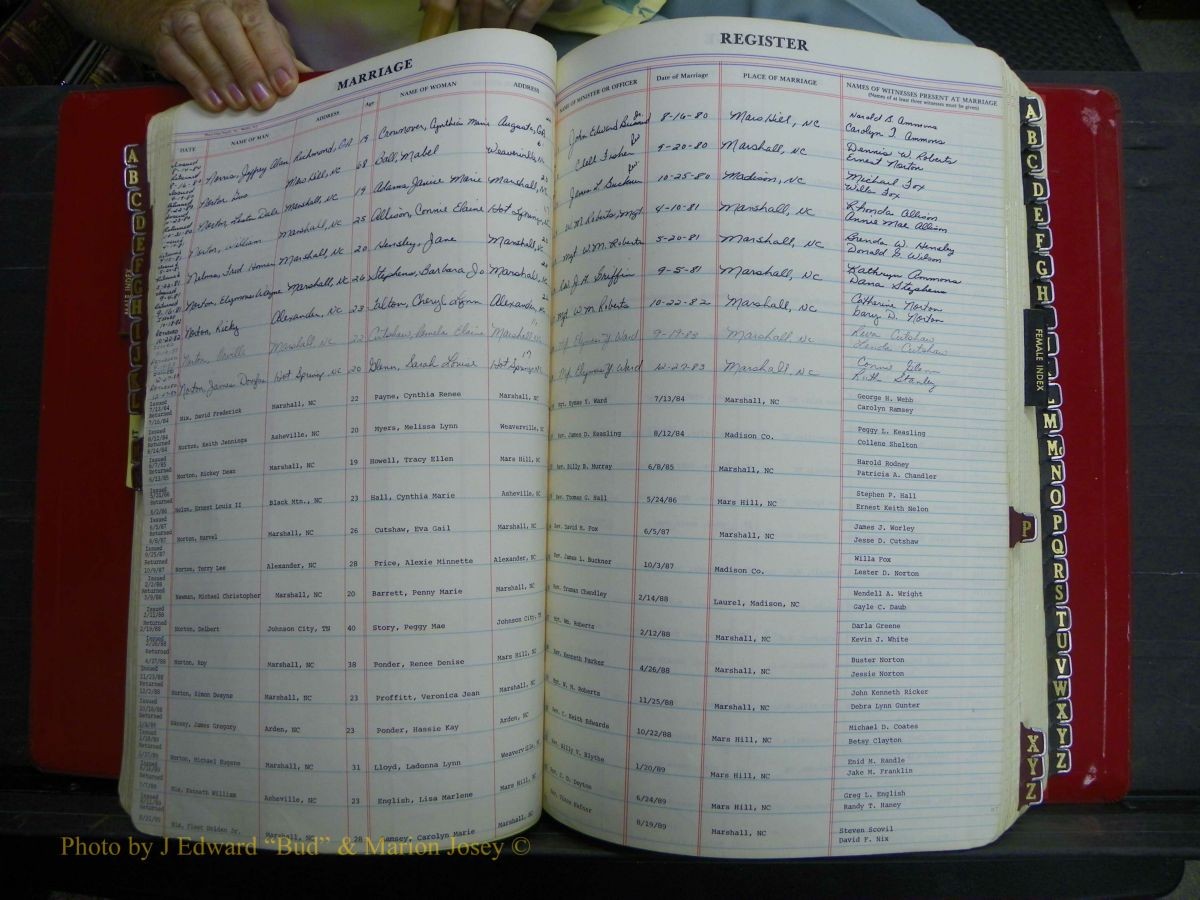 Madison Marriages, 1980-1999 071.JPG