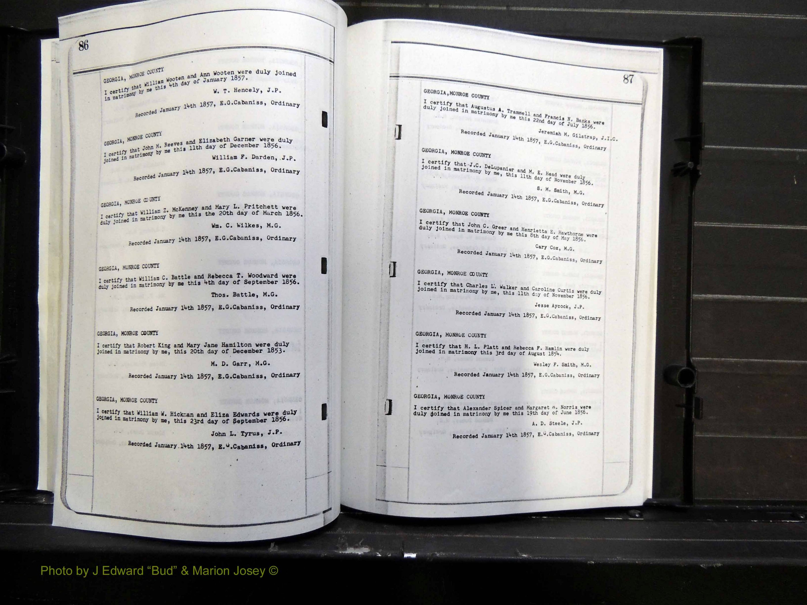 Monroe Co, GA, Marriages, Book B, 1846-1870 pg 086-087.JPG