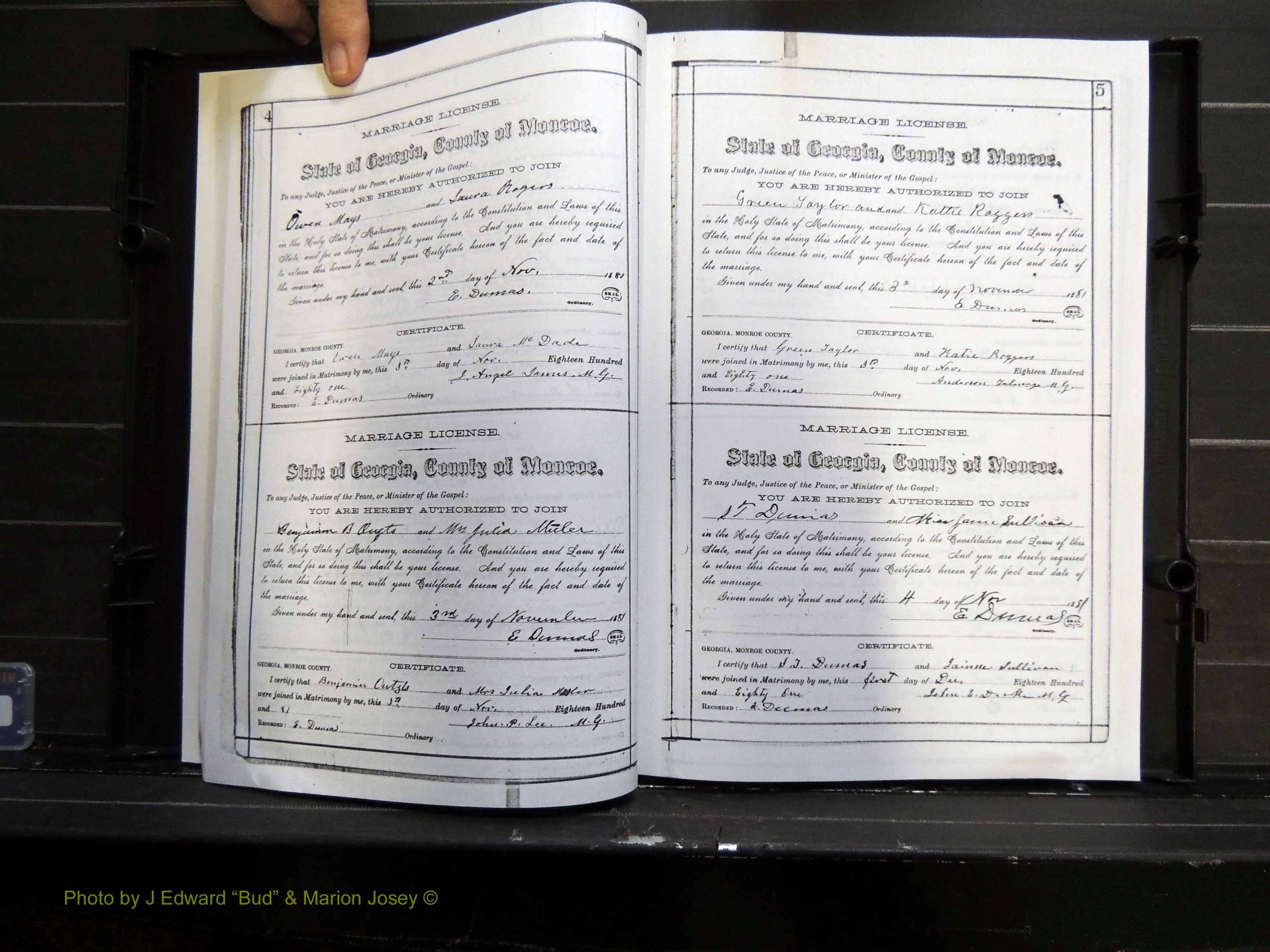 Monroe Co, GA, Marriages, Book E, 1884-1887 pg 004-005.JPG