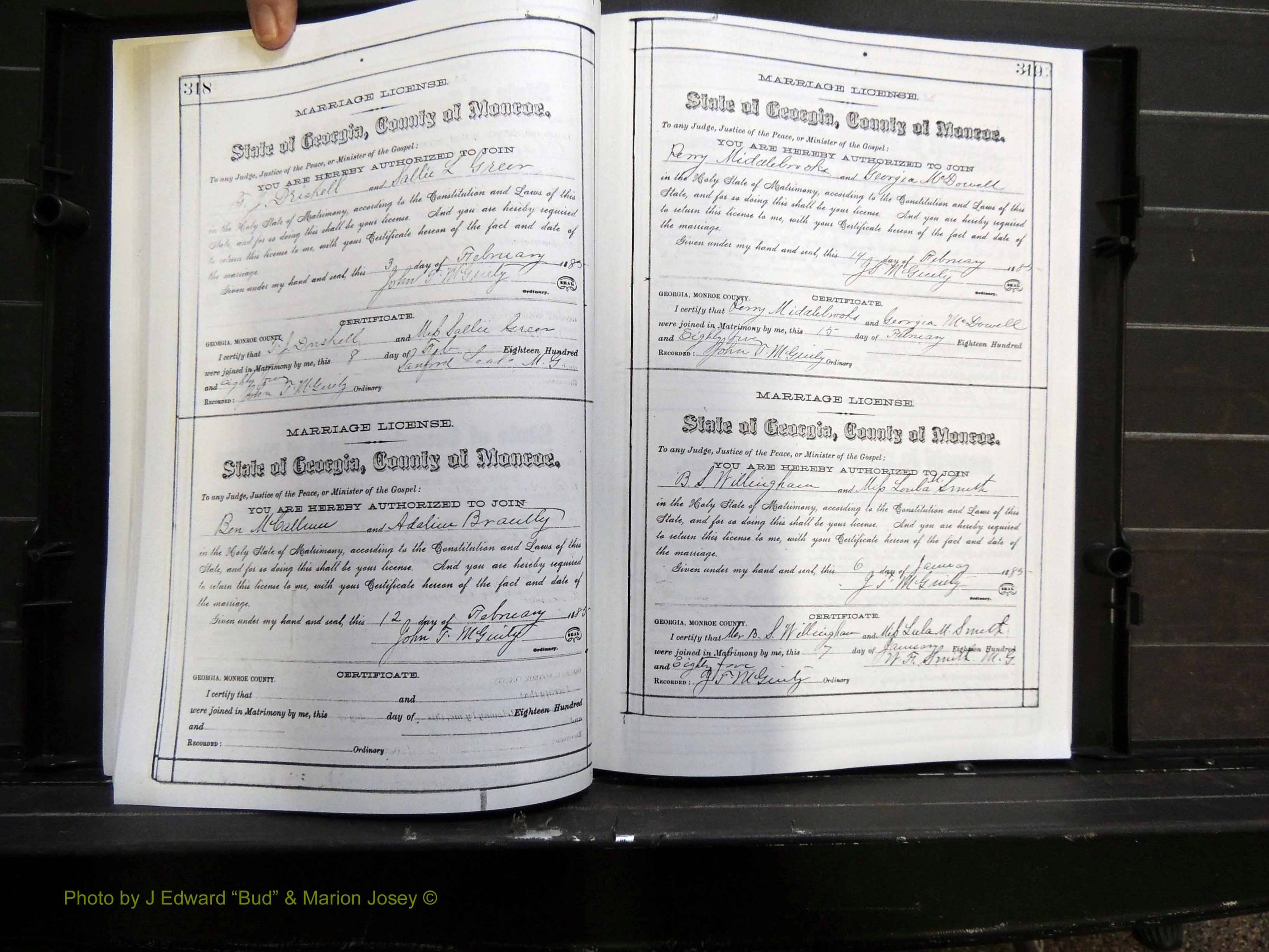 Monroe Co, GA, Marriages, Book E2, 1884-1887 pg 318-319.JPG