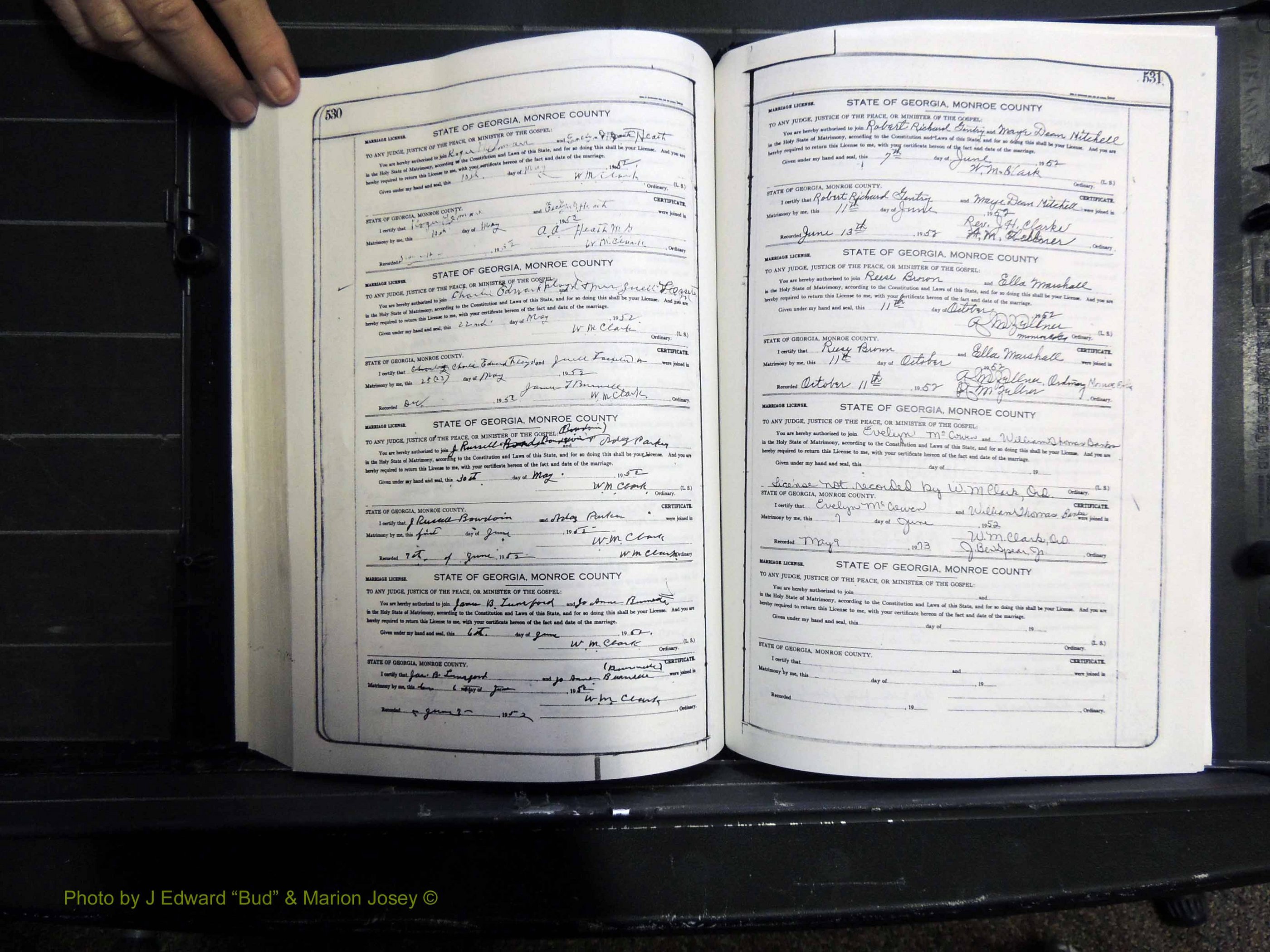 Monroe Co, GA, Marriages, Book J2, 1938-1952 pg 530-531.JPG