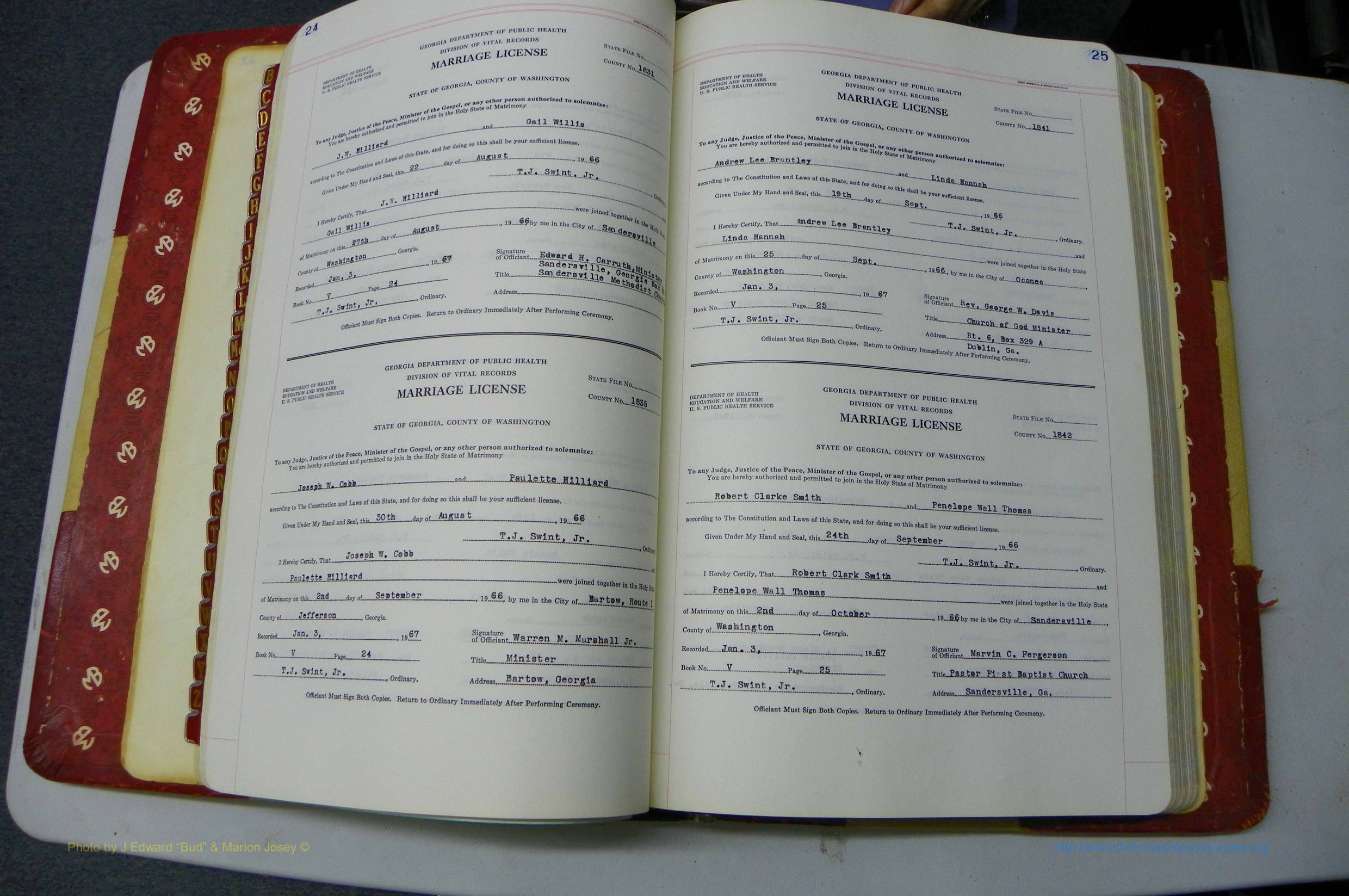 Was GA, Mar. Book V, 1966 - 1975, White, P 024-025.JPG