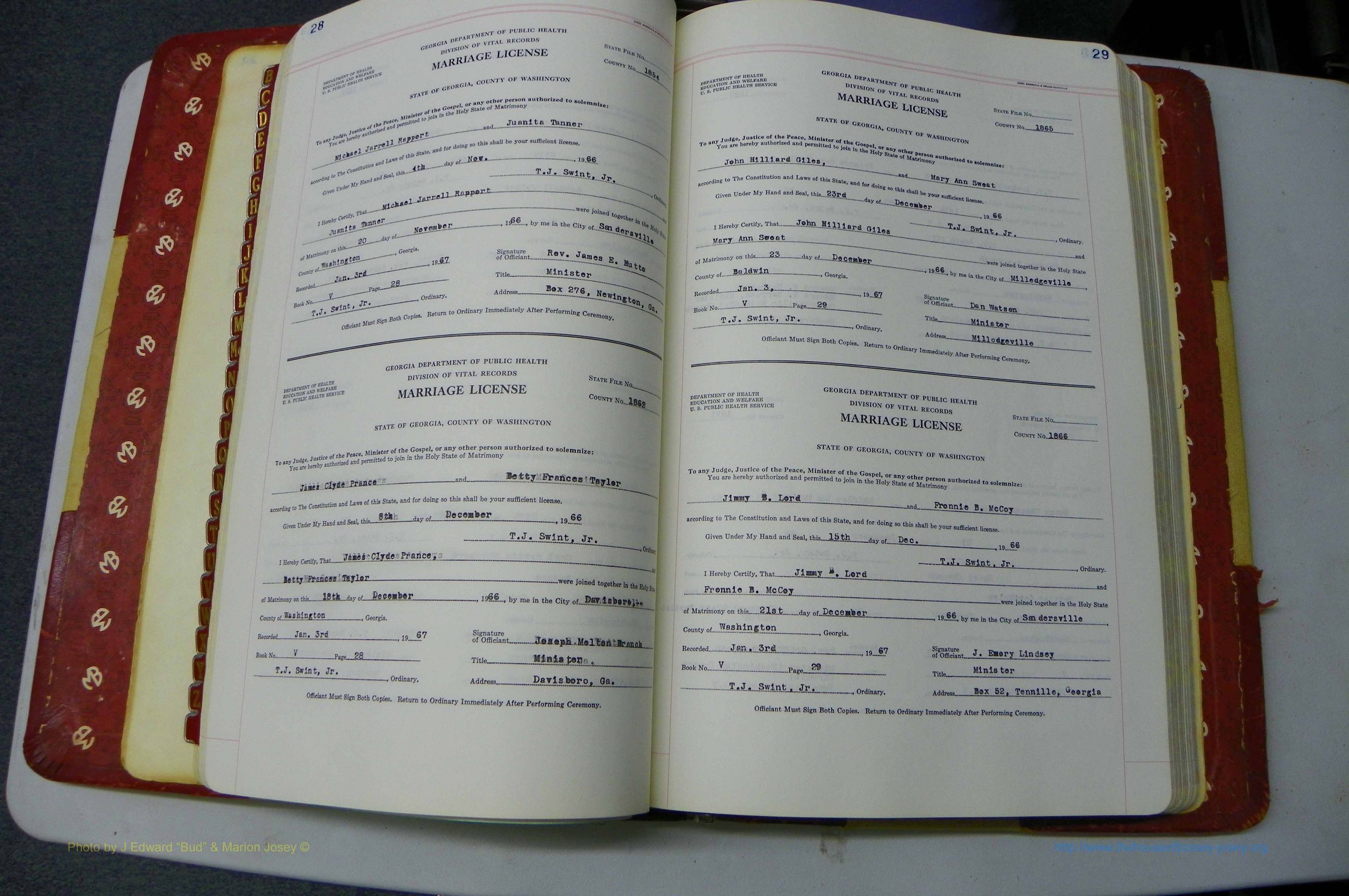 Was GA, Mar. Book V, 1966 - 1975, White, P 028-029.JPG